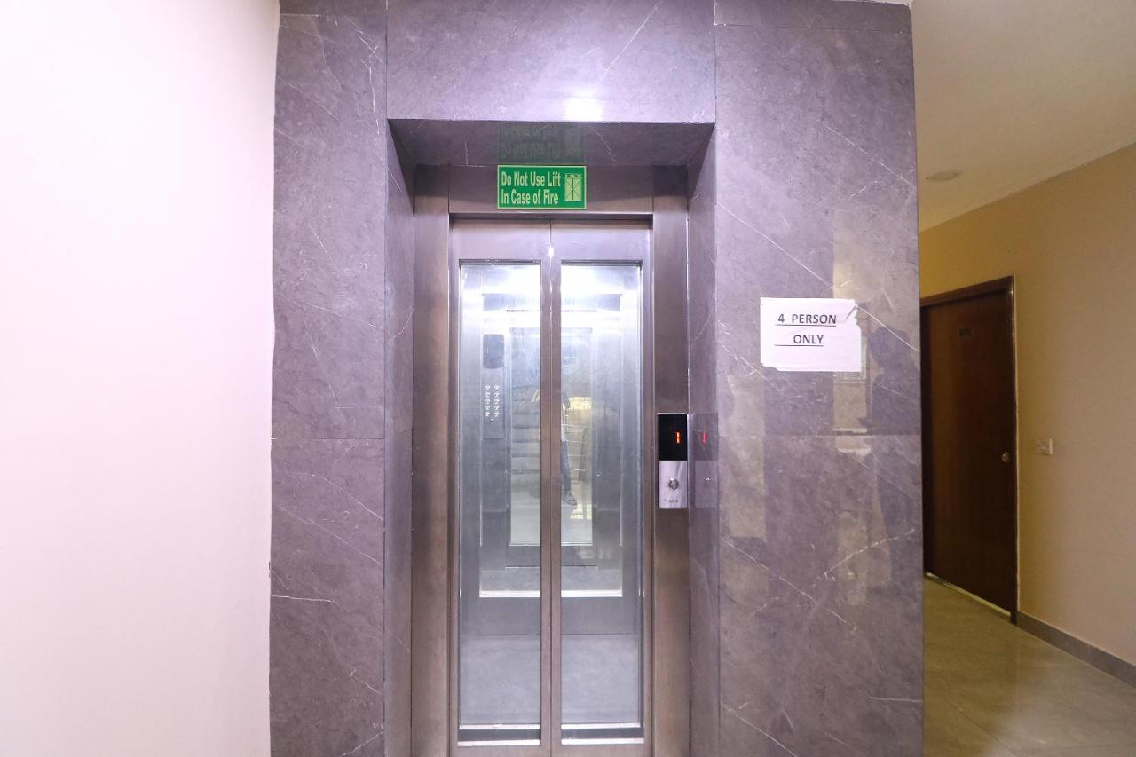 Hotel Westend Holiday Home 5 Mint From Nizamuddin Railway Station Neu-Delhi Exterior foto